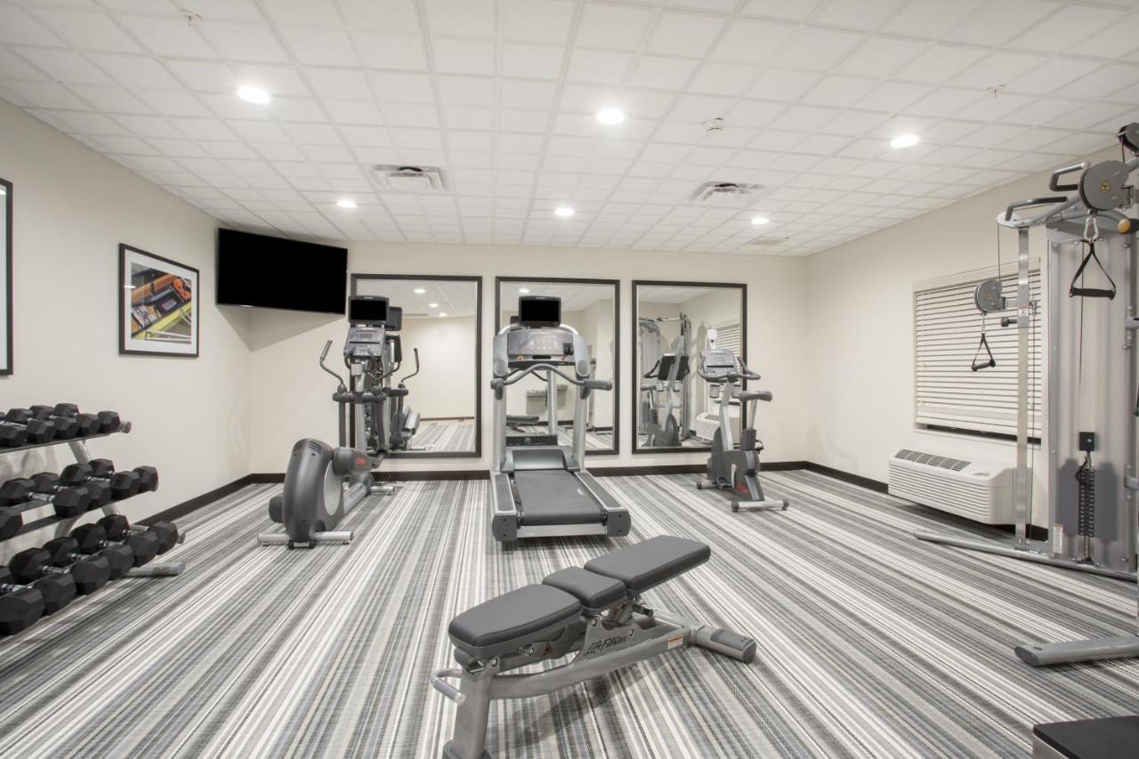 Candlewood Suites Pueblo By Ihg Екстериор снимка